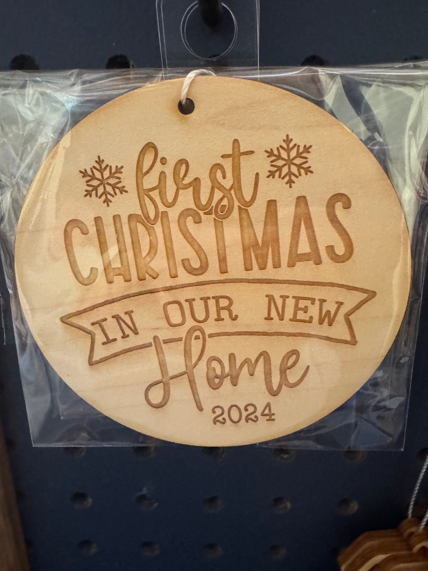 2024 Memory Round Ornaments