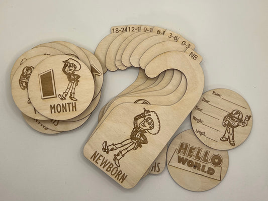 Baby Announcements - T0Y ST0RY theme